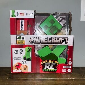 Minecraft Exploding RC Creeper Car Lights & Sounds with DLC Code Mattel - NEW